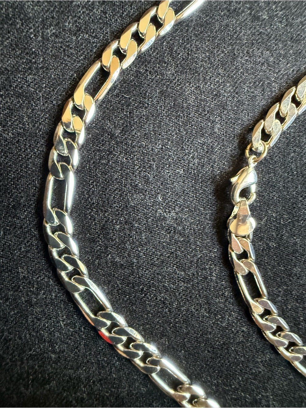 Avon Men's Figaro Chain Necklace